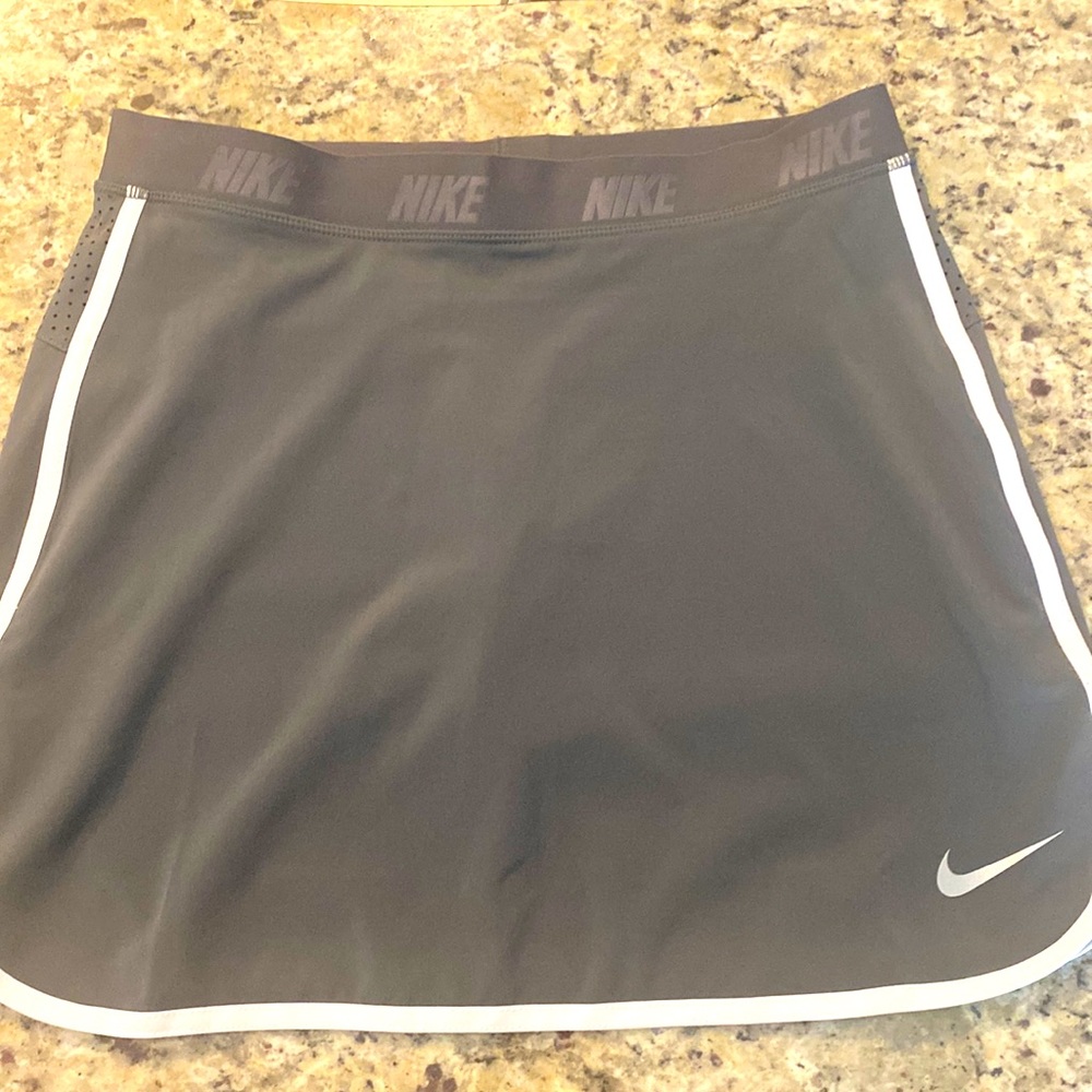 Nike golf skirt